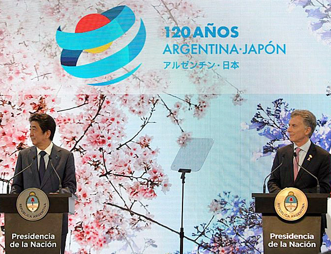 Abe y Macri en las celebraciones de los 120 años de relaciones bilaterales argentino-japonesa